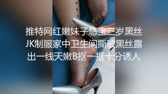 风韵犹存的D奶阿姨和老公爱爱自拍