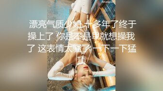 【新片速遞】年轻帅小伙，享受齐人之福，双飞两个妹子无套啪啪特写抽插，内射精液流一逼