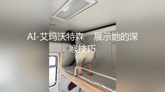 水上乐园更衣室四处游走偷拍 美女更衣御姐的迷人气质