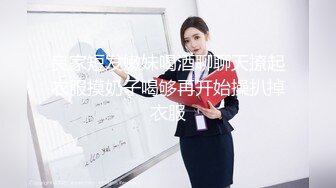    漂亮大奶美少妇3P 皮肤白皙 女上位抽插 逼操了夜宵也解决了 奶量充足足够供应3人