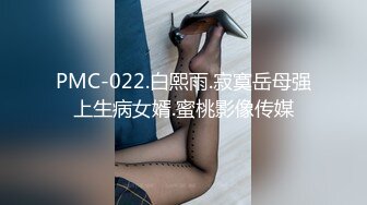 两个美女深入匪窝身份暴露 惨遭土匪脱光衣服吊打蹂躏